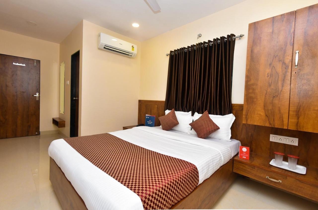 Oyo 8757 Prakash Inn Mumbai  Buitenkant foto