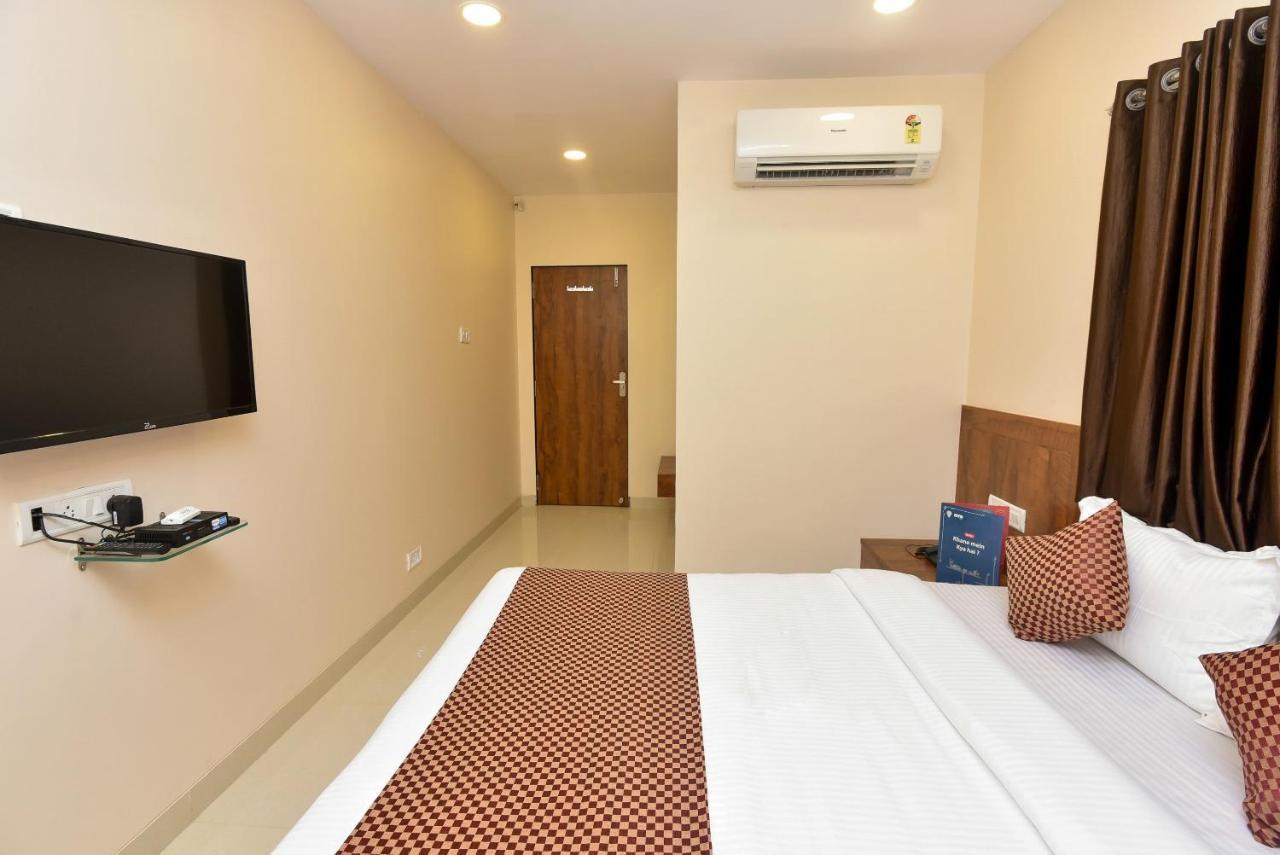 Oyo 8757 Prakash Inn Mumbai  Buitenkant foto